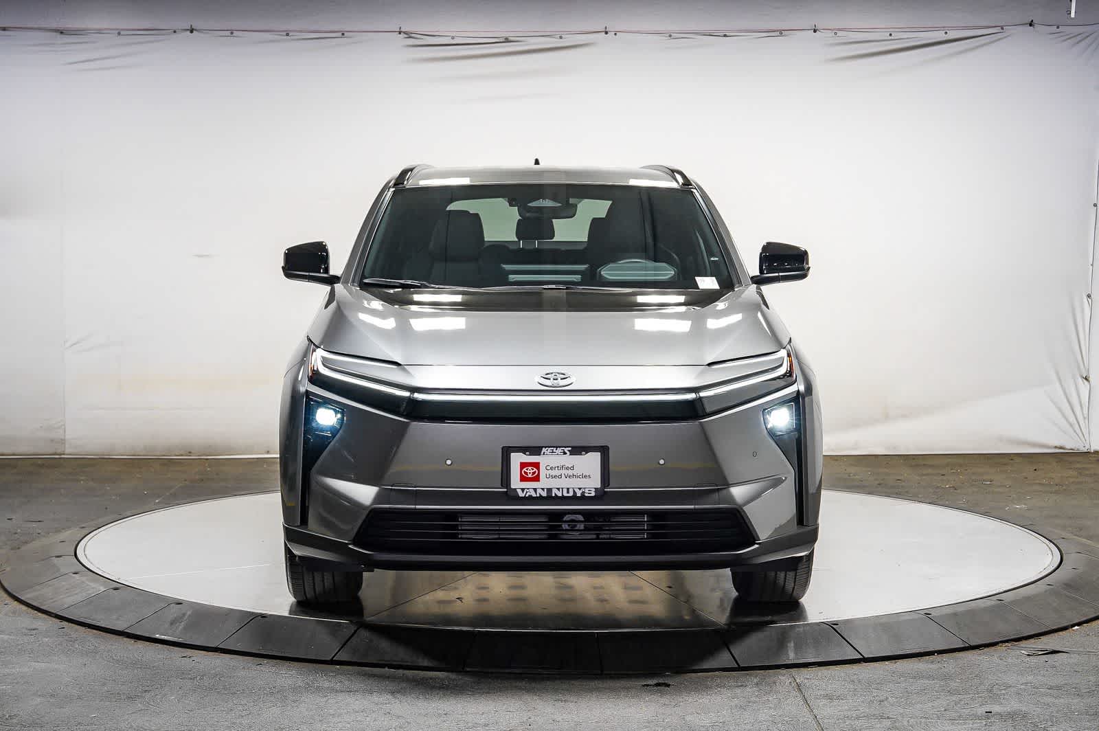 2026 Toyota bZ XLE Plus