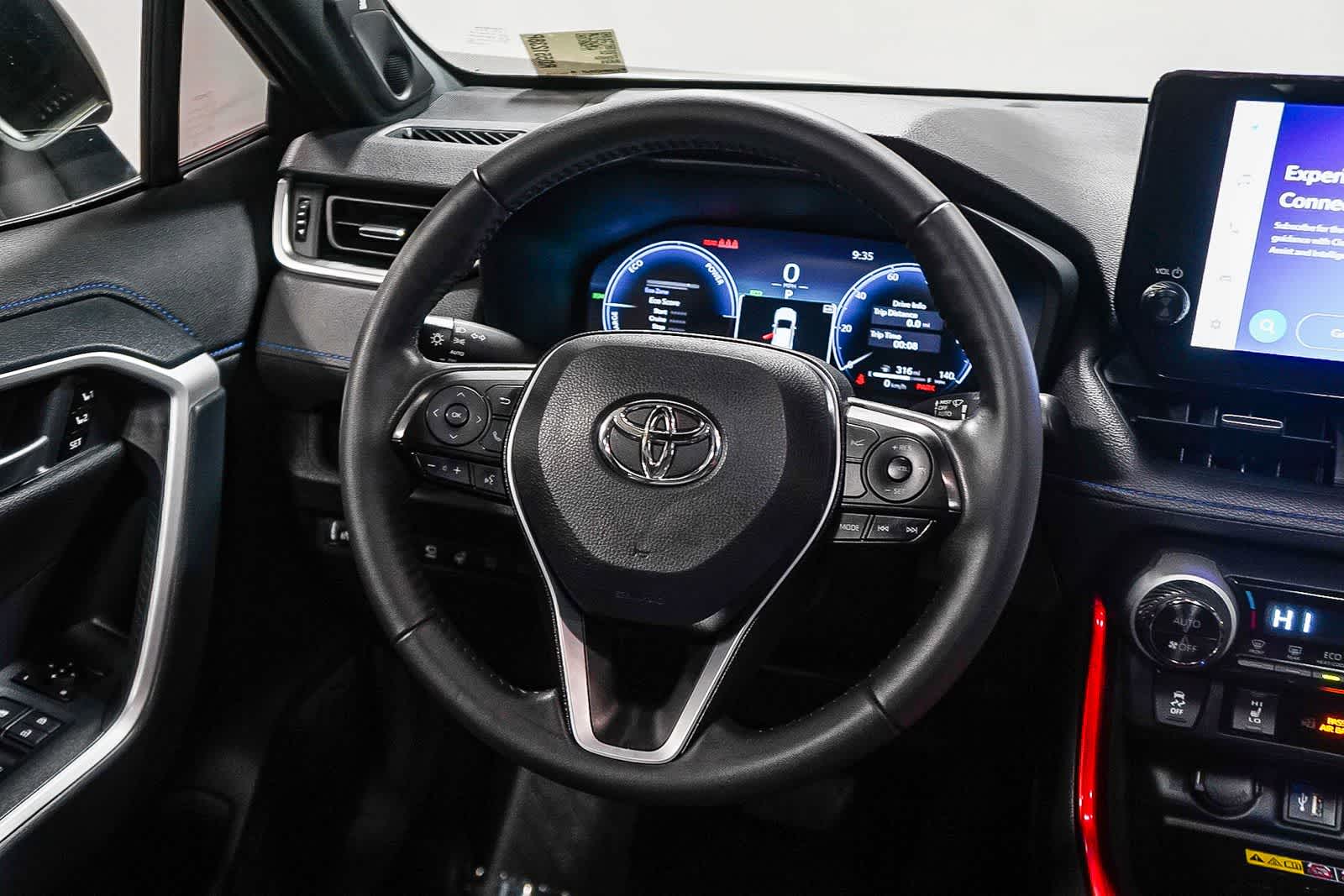 Toyota RAV4 Hybrid XSE 2024