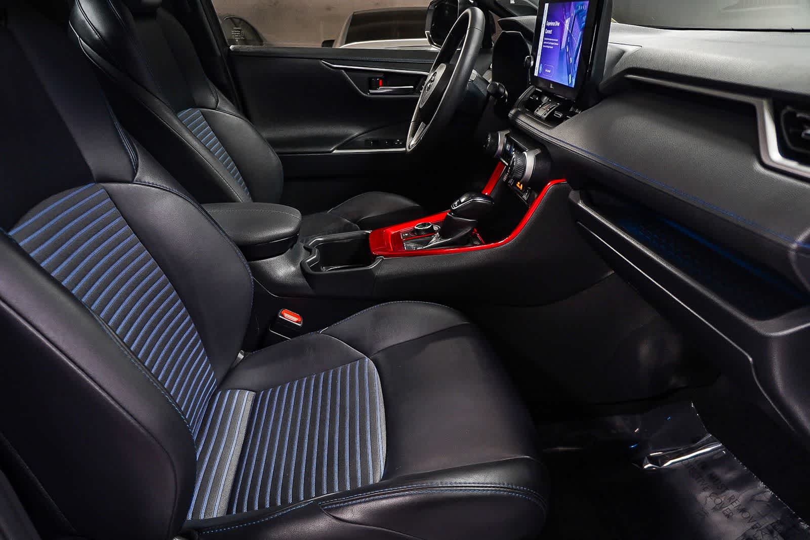 Toyota RAV4 Hybrid XSE 2024