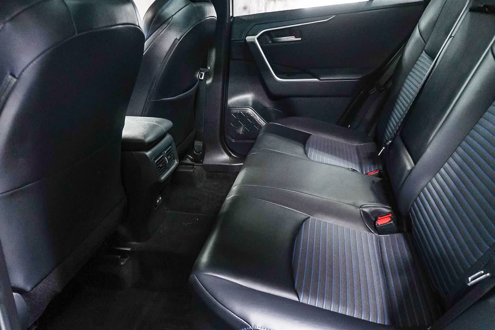 Toyota RAV4 Hybrid XSE 2024