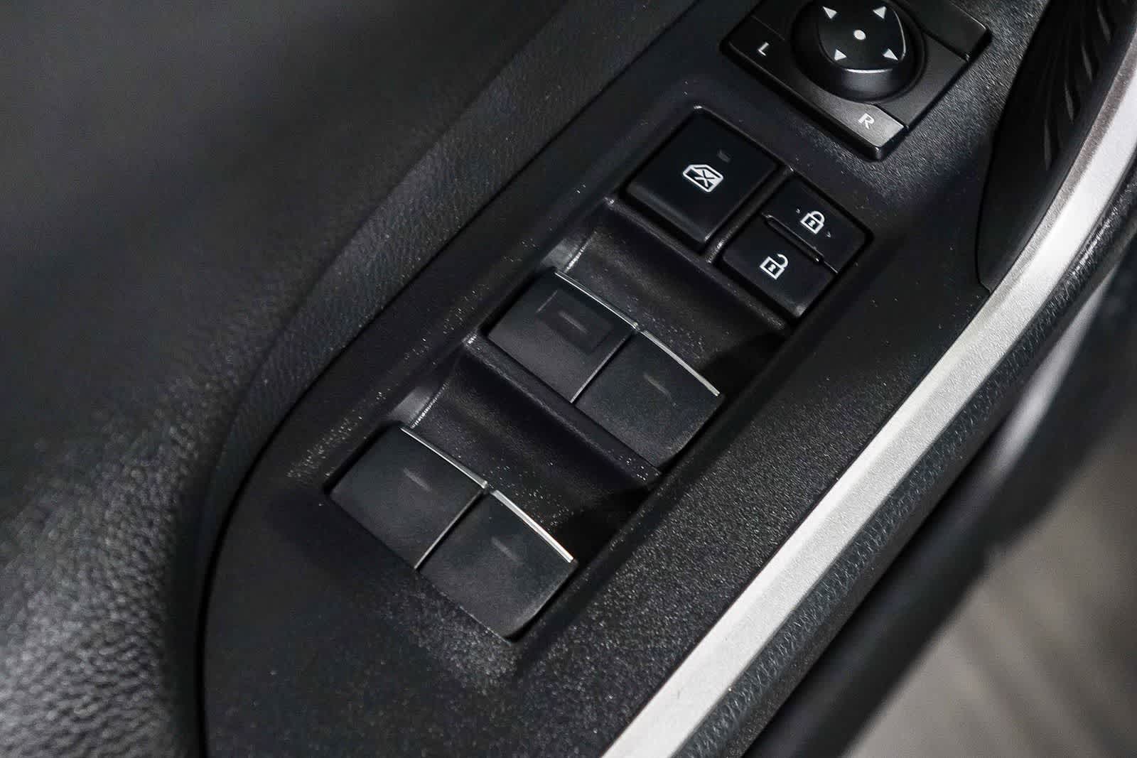 Toyota RAV4 Hybrid XSE 2024