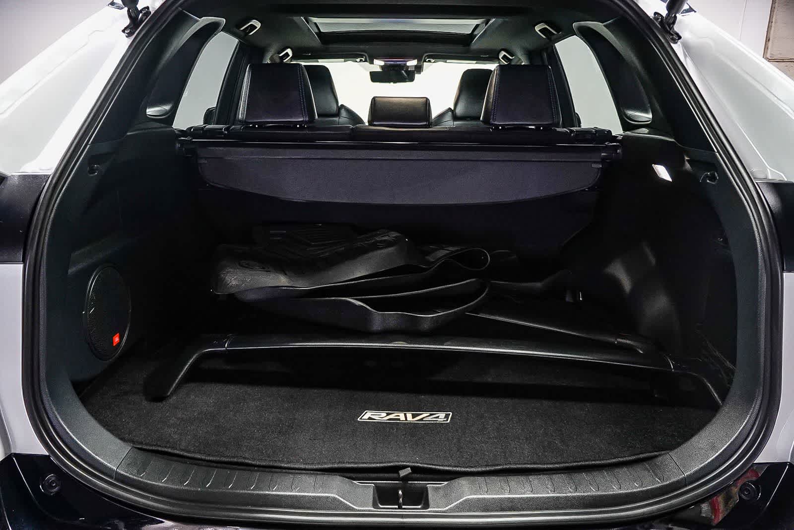 Toyota RAV4 Hybrid XSE 2024