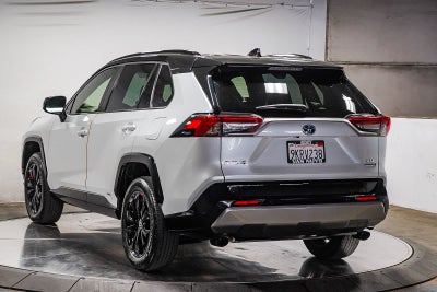 Toyota RAV4 Hybrid XSE 2024