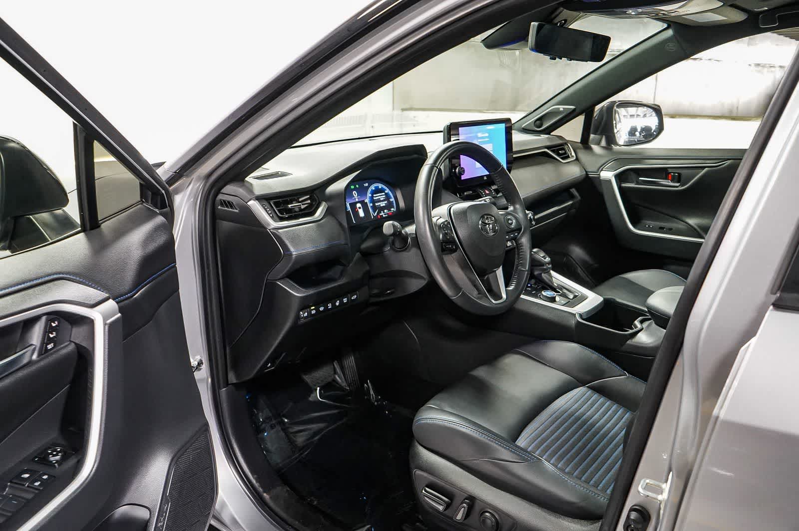 Toyota RAV4 Hybrid XSE 2024