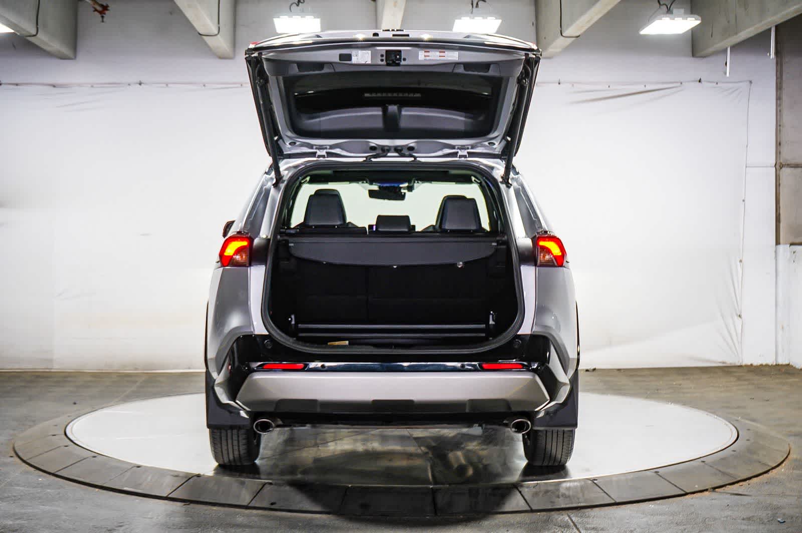 Toyota RAV4 Hybrid XSE 2024