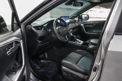 Toyota RAV4 Hybrid XSE 2024