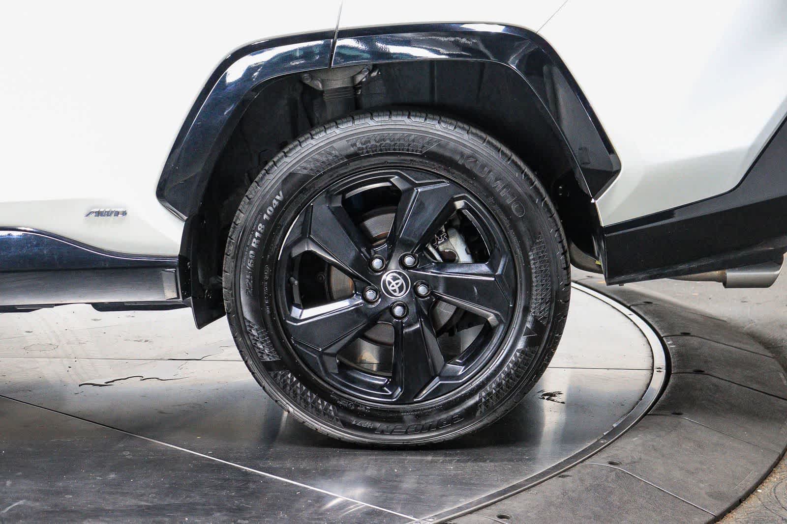 Toyota RAV4 Hybrid XSE 2020