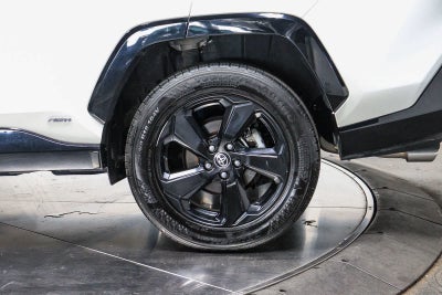 Toyota RAV4 Hybrid XSE 2020