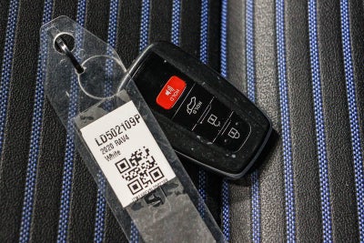 Toyota RAV4 Hybrid XSE 2020