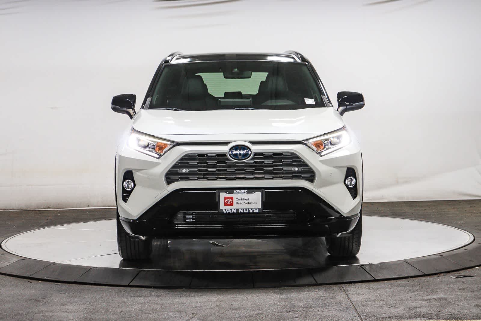 Toyota RAV4 Hybrid XSE 2020
