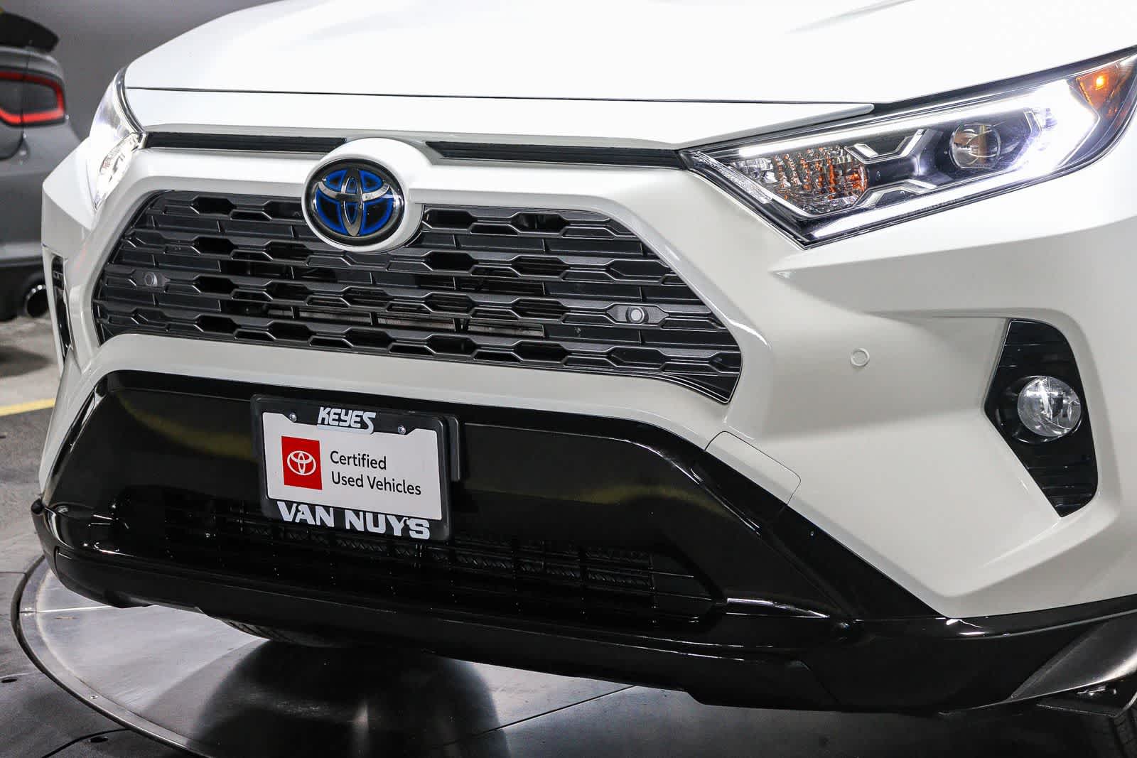 Toyota RAV4 Hybrid XSE 2020