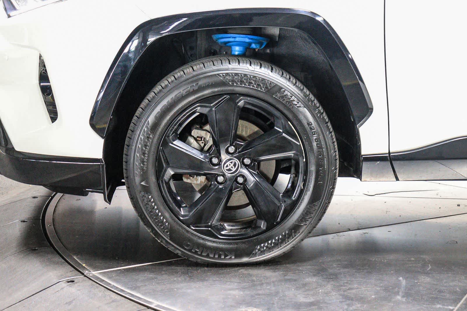 Toyota RAV4 Hybrid XSE 2020