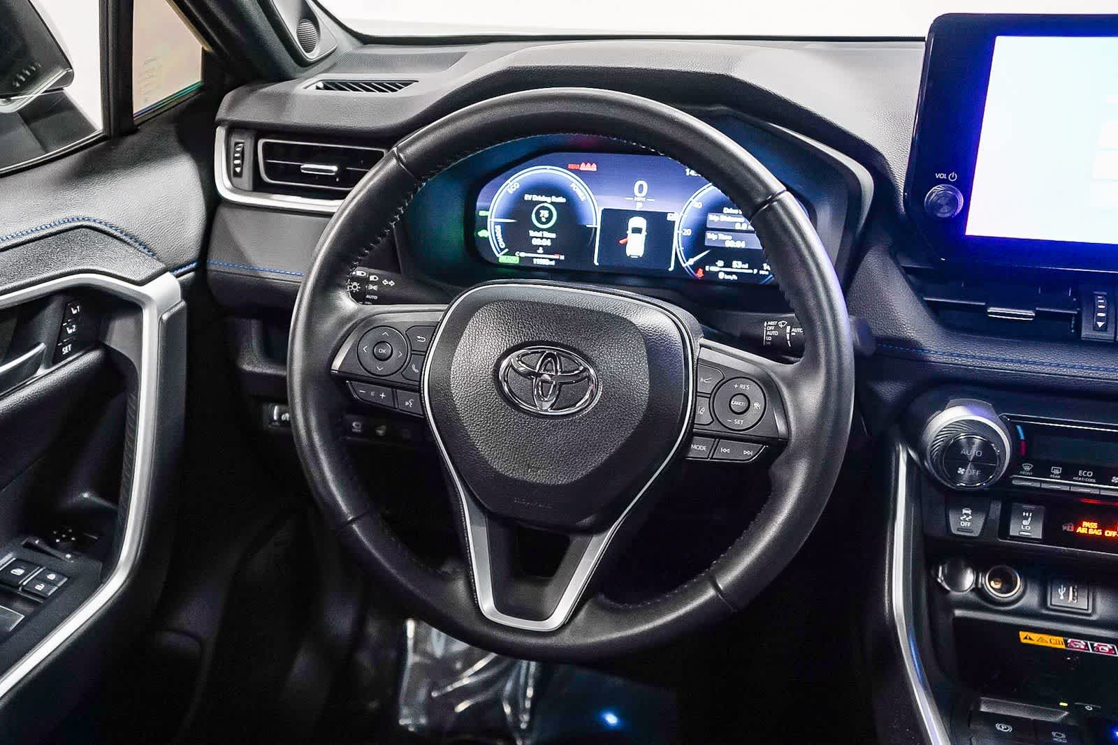 Toyota RAV4 Hybrid XSE 2024