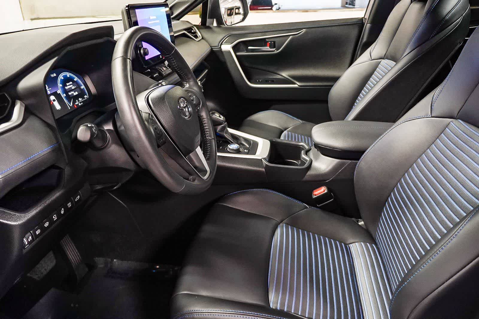 Toyota RAV4 Hybrid XSE 2024