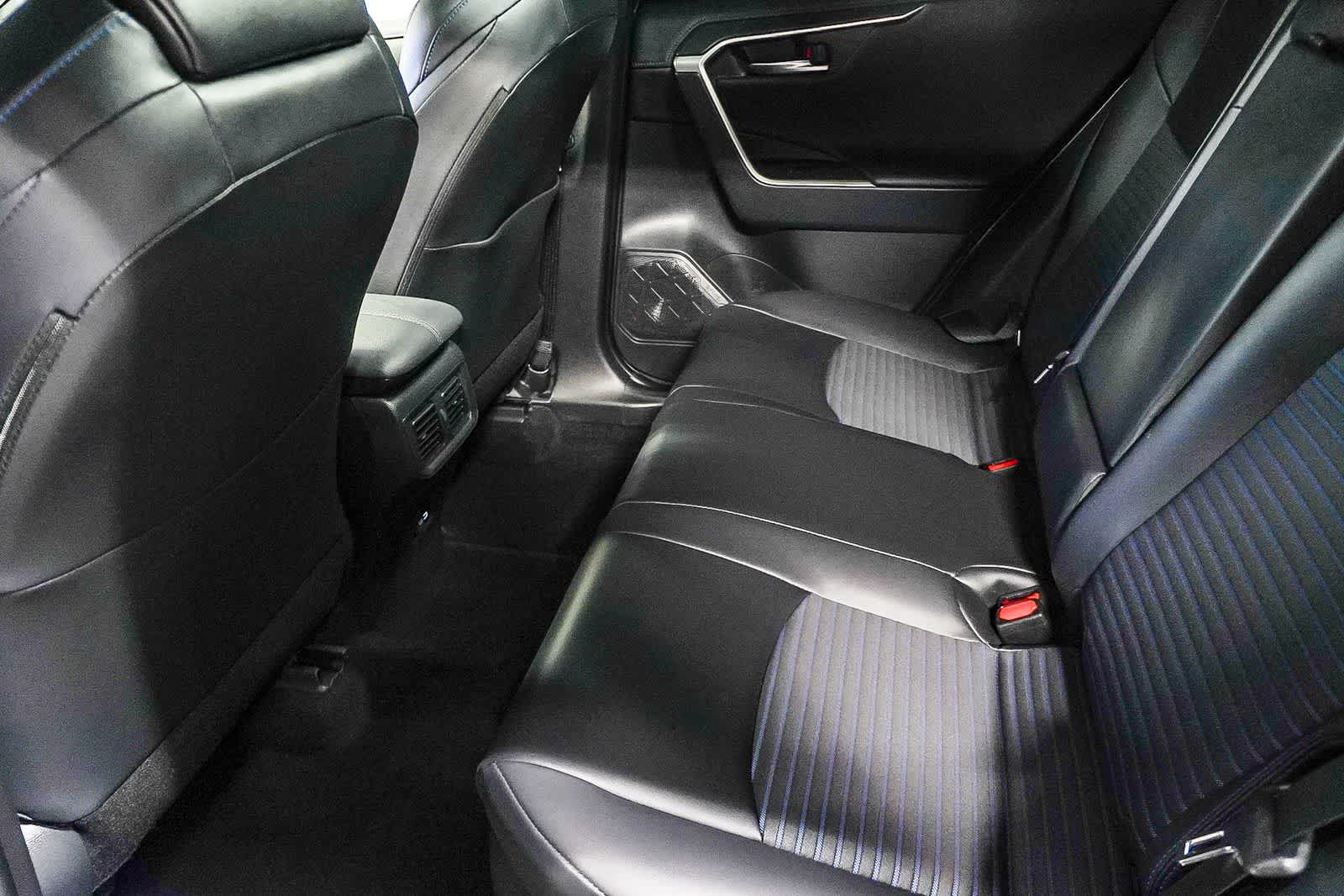 Toyota RAV4 Hybrid XSE 2024