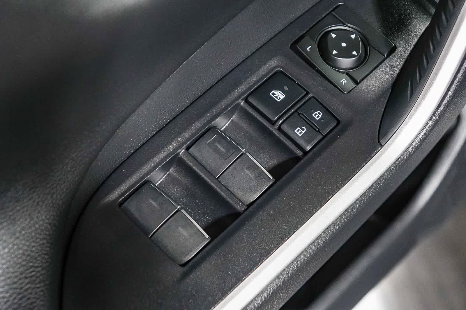 Toyota RAV4 Hybrid XSE 2024