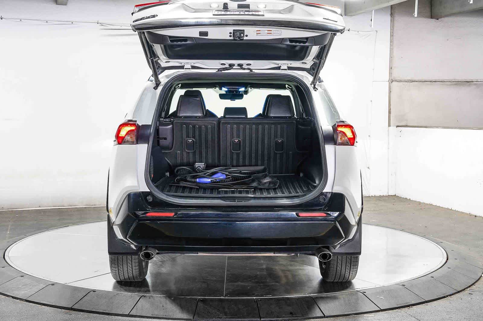 Toyota RAV4 Prime XSE 2021