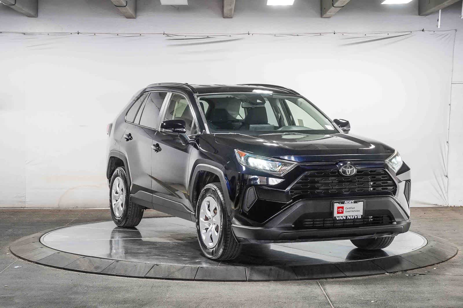 Toyota RAV4 LE 2019