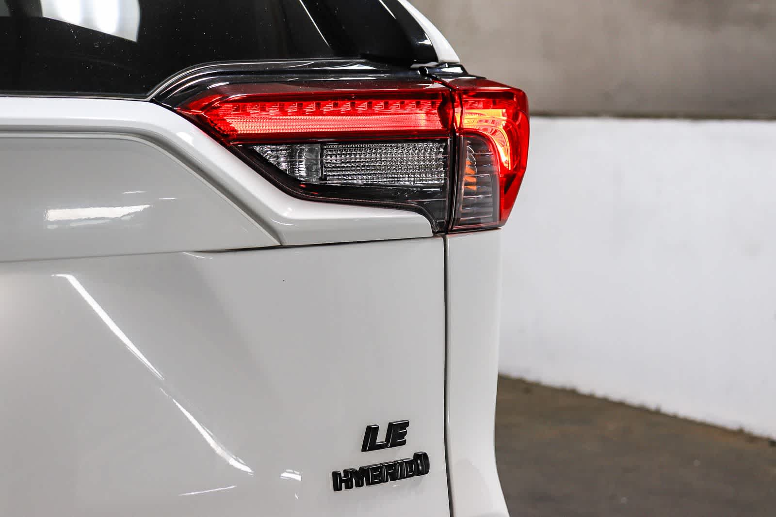 2024 Toyota RAV4 Hybrid LE