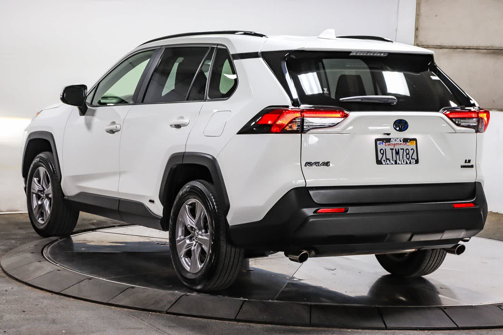 2024 Toyota RAV4 Hybrid LE