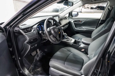 Toyota RAV4 Hybrid LE 2025