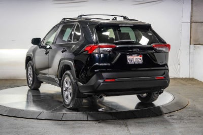 Toyota RAV4 Hybrid LE 2025
