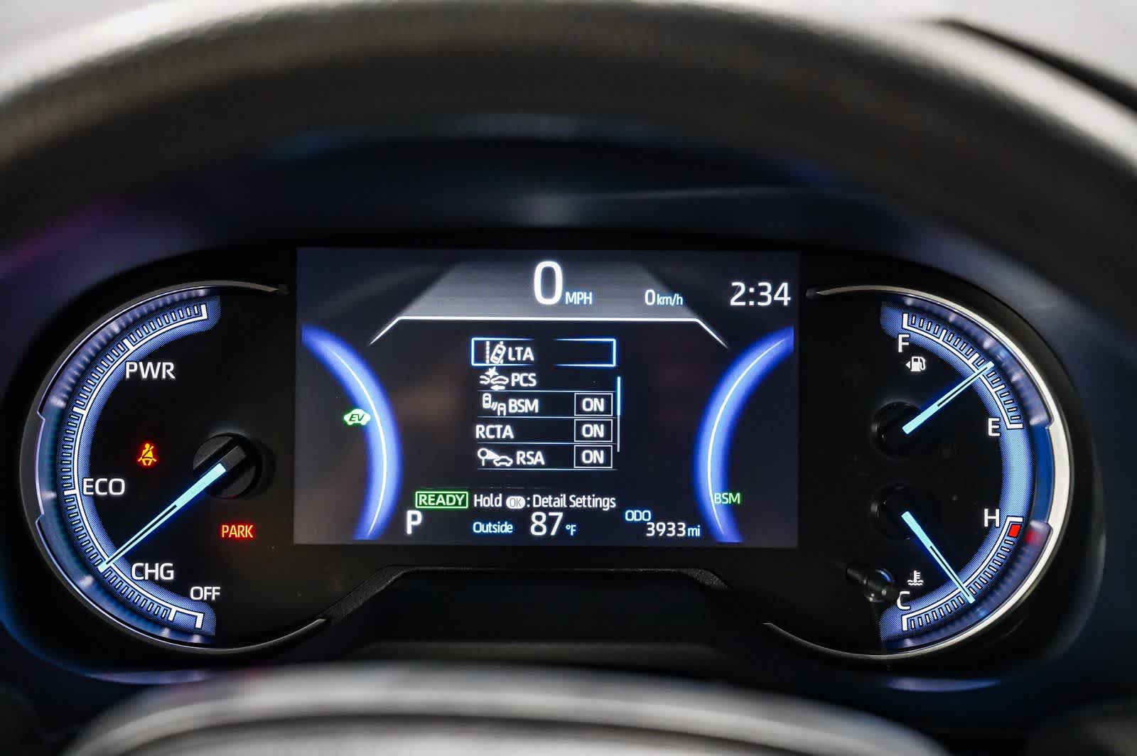 Toyota RAV4 Hybrid LE 2025