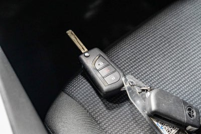 Toyota RAV4 Hybrid LE 2025