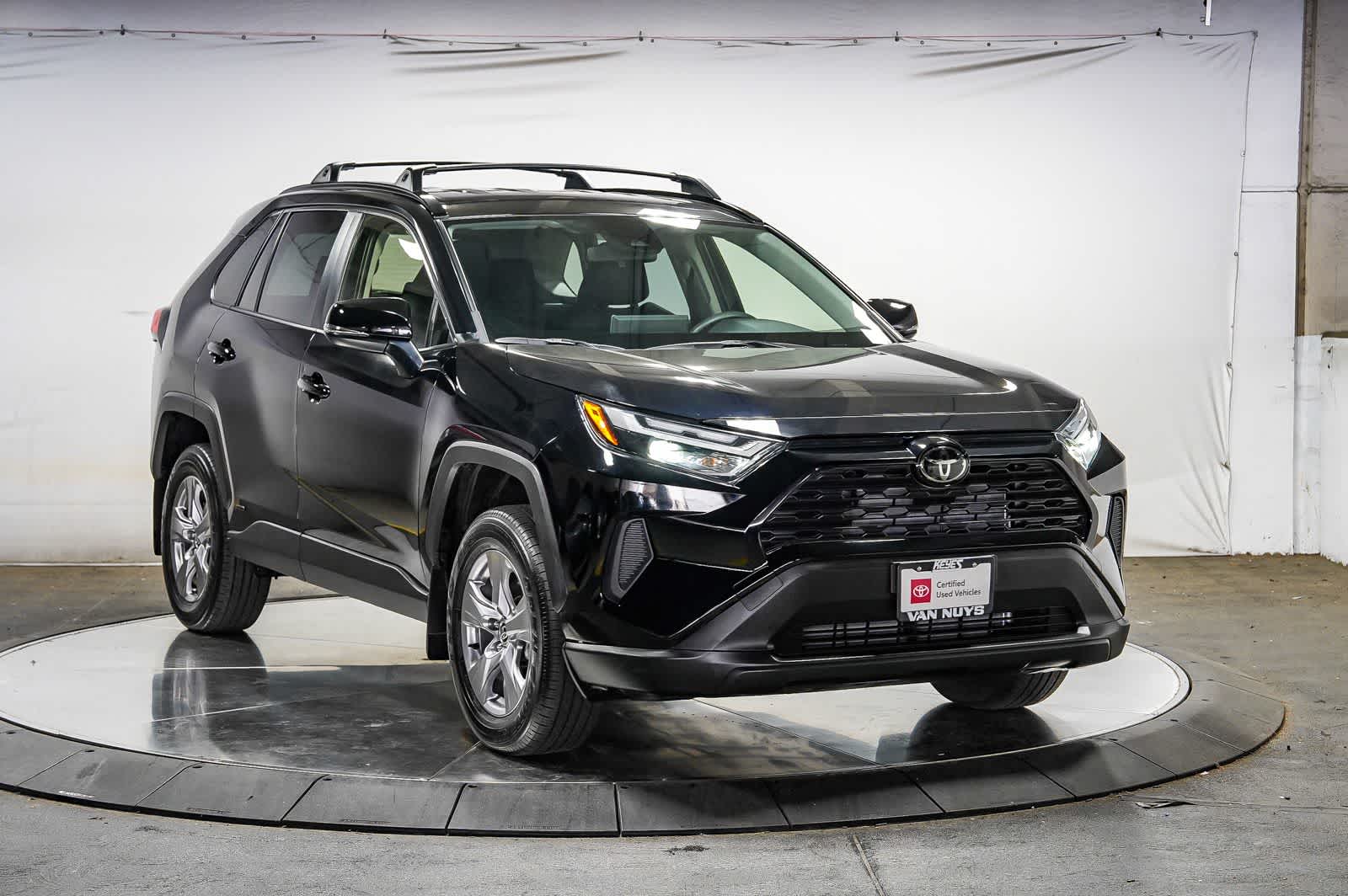 Toyota RAV4 Hybrid LE 2025