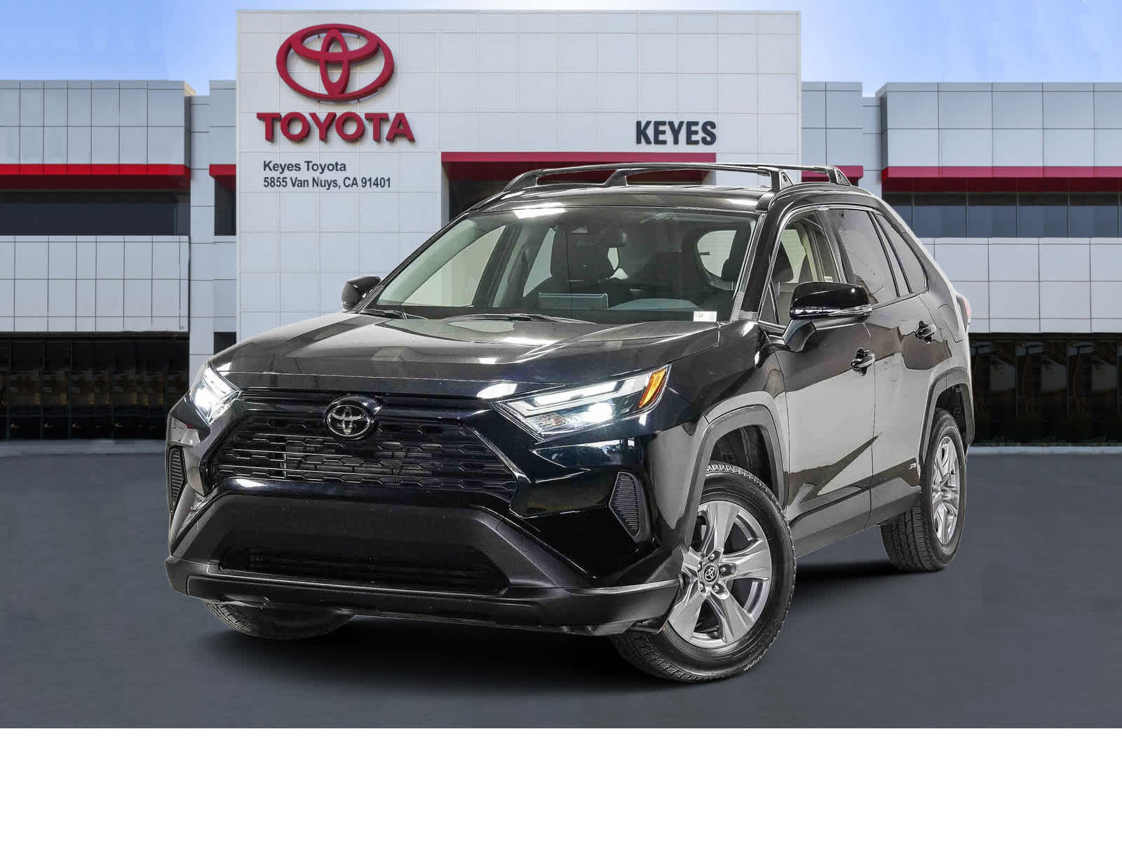 Toyota RAV4 Hybrid XLE 2025
