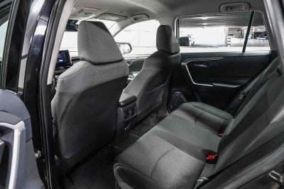 Toyota RAV4 Hybrid XLE 2025