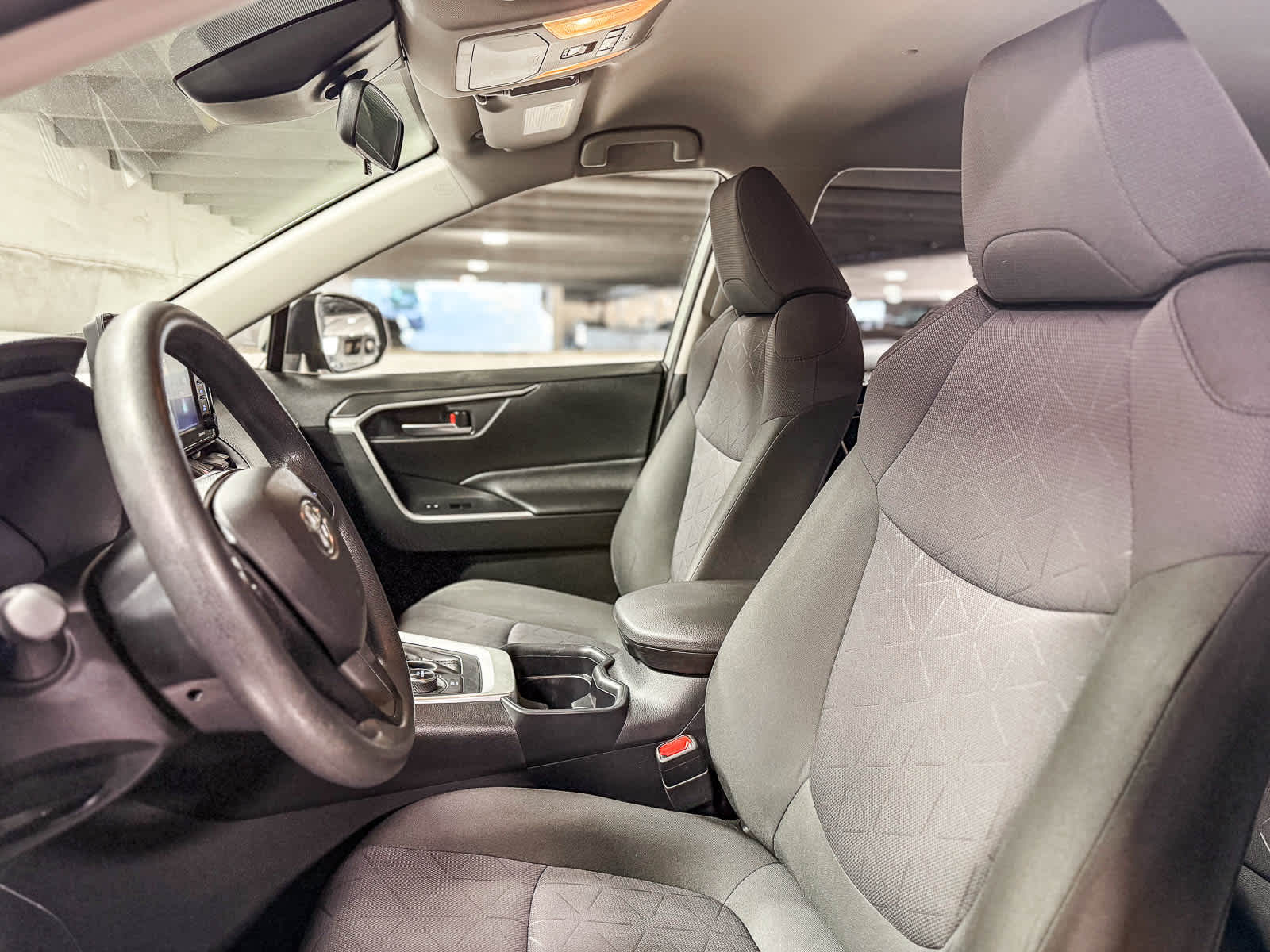Toyota RAV4 Hybrid XLE 2020