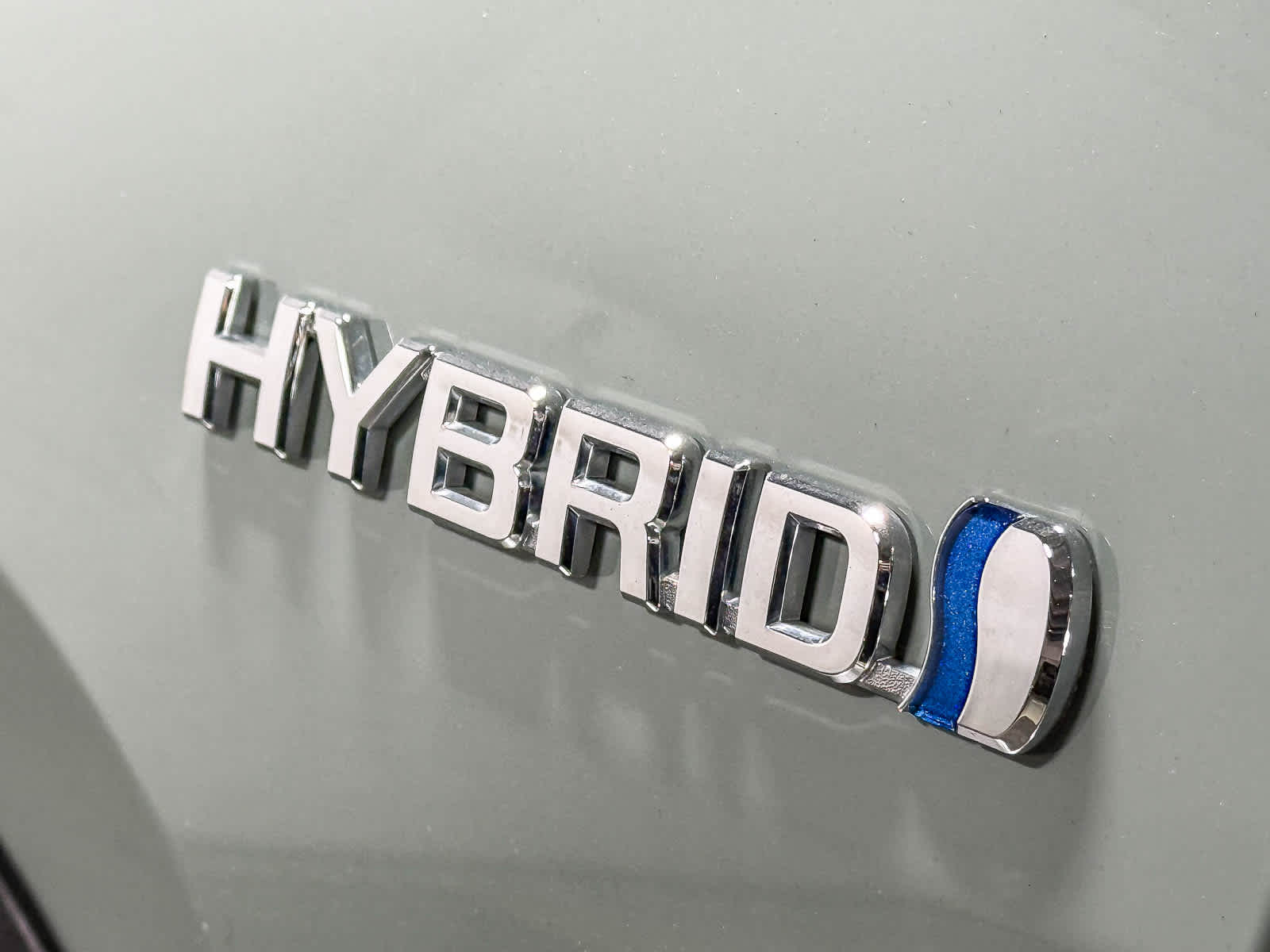 Toyota RAV4 Hybrid XLE 2020