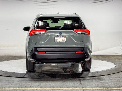 Toyota RAV4 Hybrid XLE 2020