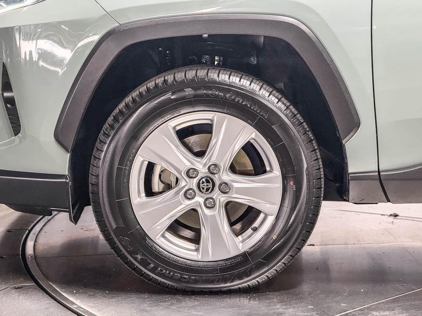 Toyota RAV4 Hybrid XLE 2020