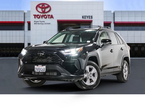 Toyota RAV4 Hybrid XLE 2025