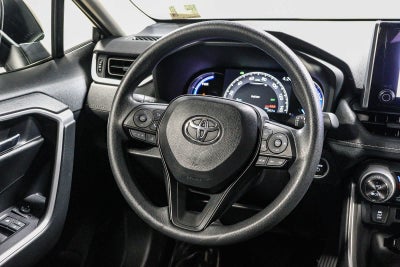 Toyota RAV4 Hybrid XLE 2025