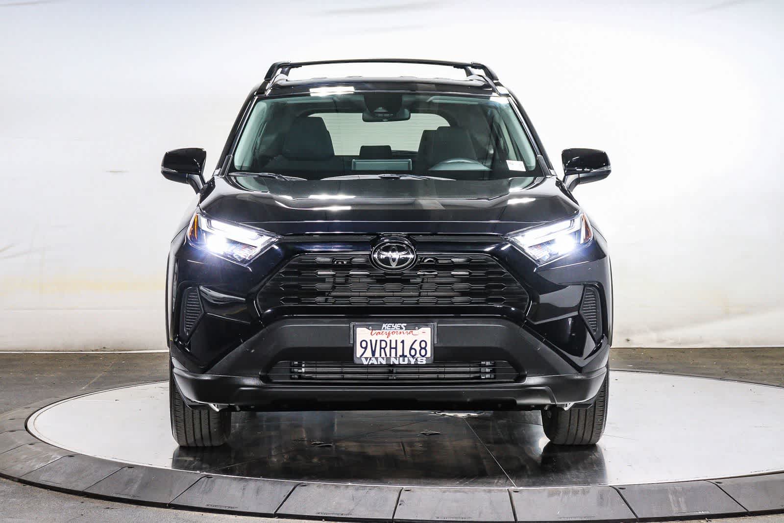 Toyota RAV4 Hybrid XLE 2025