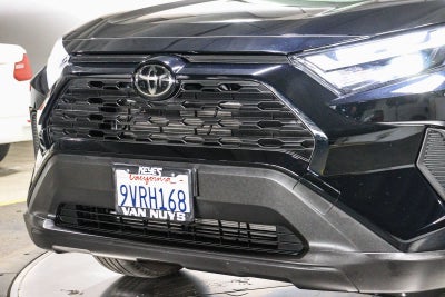 Toyota RAV4 Hybrid XLE 2025