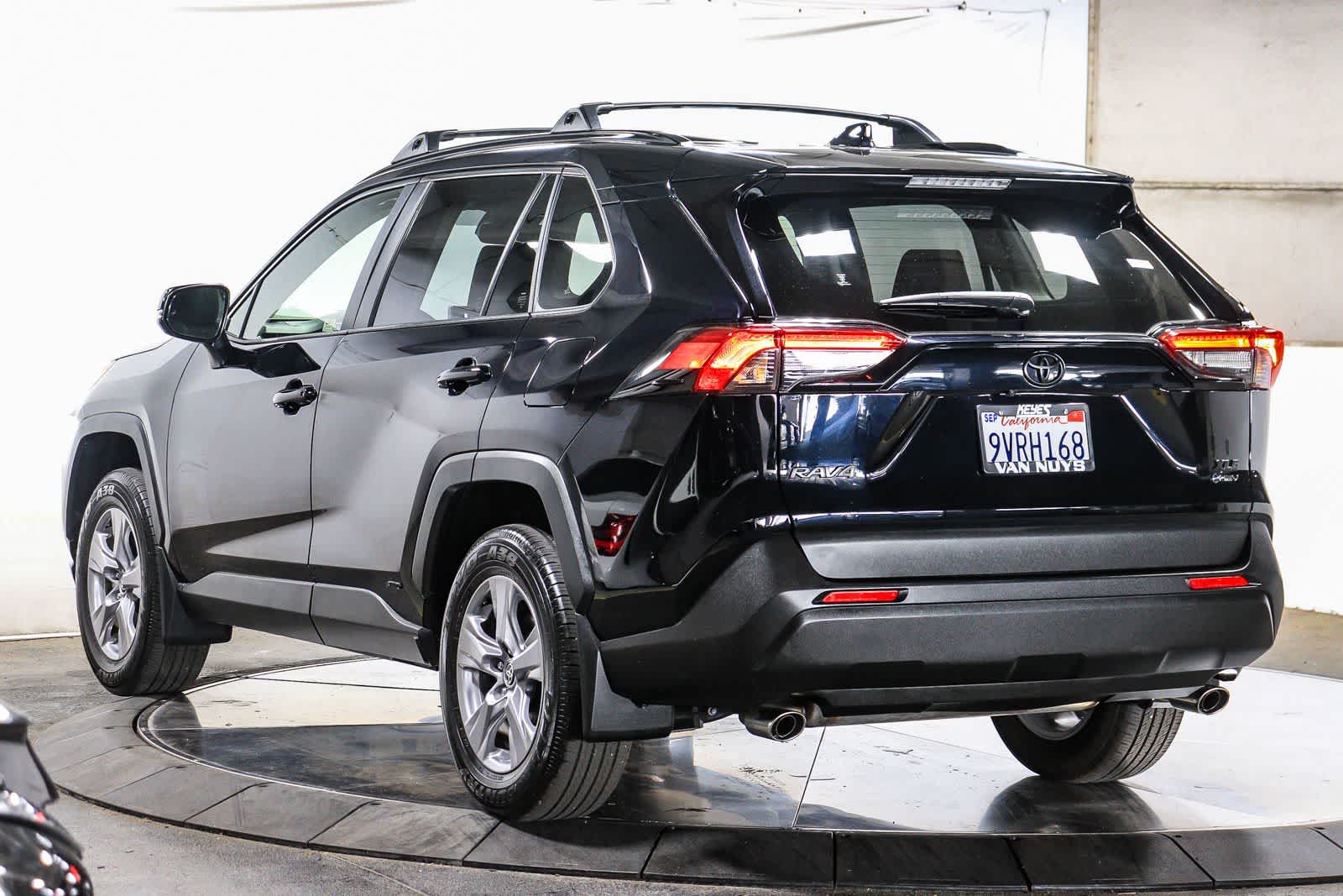 Toyota RAV4 Hybrid XLE 2025