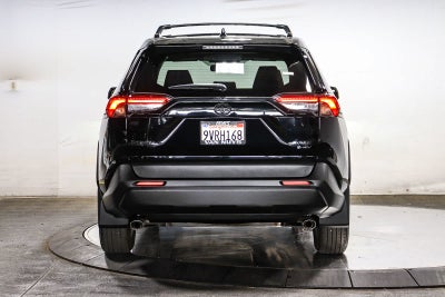 Toyota RAV4 Hybrid XLE 2025