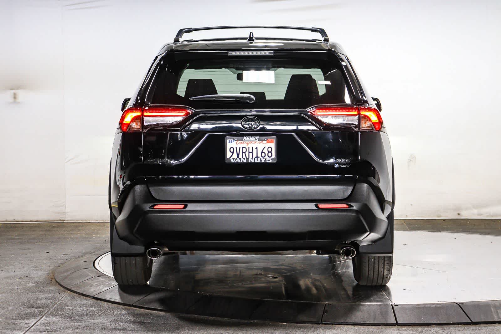 Toyota RAV4 Hybrid XLE 2025