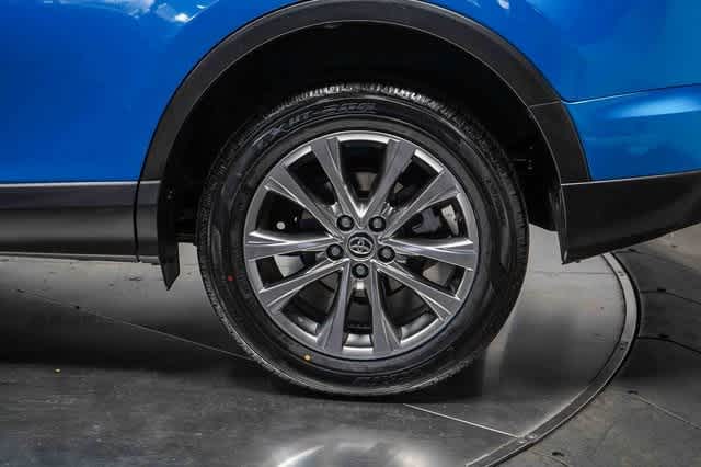 Toyota RAV4 Limited 2018