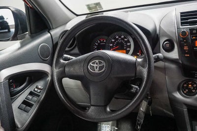 Toyota RAV4 de 2008, tracción delantera, 4 puertas, motor de 4 cilindros, transmisión automática de 4 velocidades (nacional)