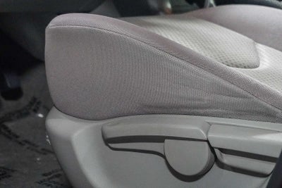 Toyota RAV4 de 2008, tracción delantera, 4 puertas, motor de 4 cilindros, transmisión automática de 4 velocidades (nacional)