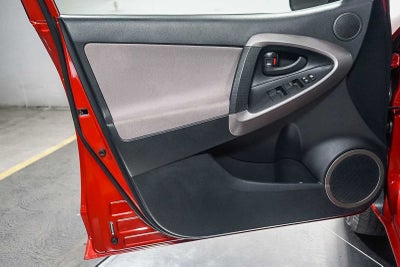 Toyota RAV4 de 2008, tracción delantera, 4 puertas, motor de 4 cilindros, transmisión automática de 4 velocidades (nacional)