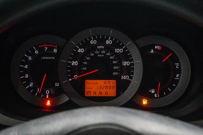 Toyota RAV4 de 2008, tracción delantera, 4 puertas, motor de 4 cilindros, transmisión automática de 4 velocidades (nacional)