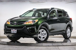 Toyota RAV4 LE de 2013