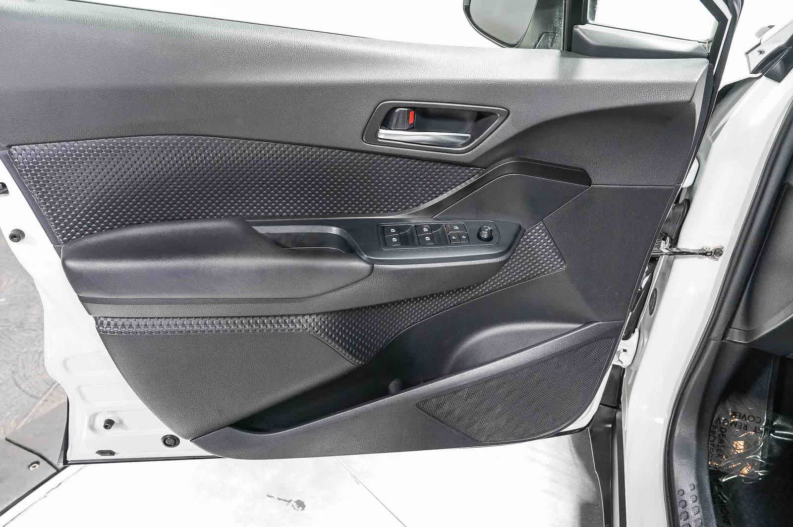 Toyota C-HR LE 2019
