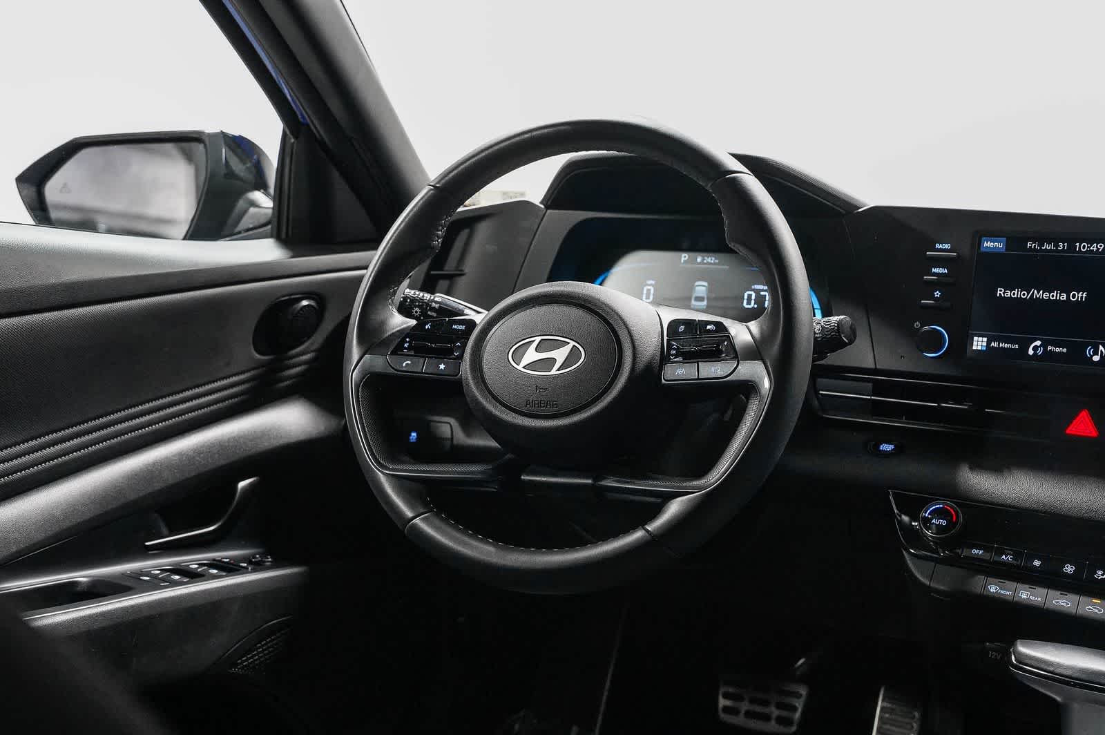 Hyundai Elantra SEL Sport 2025
